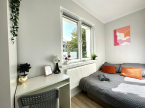 MMRent Mary's Room